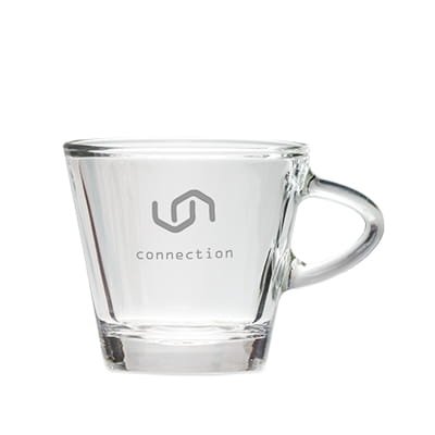 Bardzo mały, szklany kubeczek reklamowy.