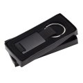 Brelok metalowy Swag, czarny
Elegancki brelok o czarnej matowej powierzchni.

Wykonany z metalu i poliestru. Pakowany w czarne opakowanie upominkowe.

Rozmiar: 60x28x6 mm